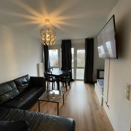 Ferienwohnung Mit 2 Zimmer, Kueche, Bad, In Саарбрюкен Екстериор снимка