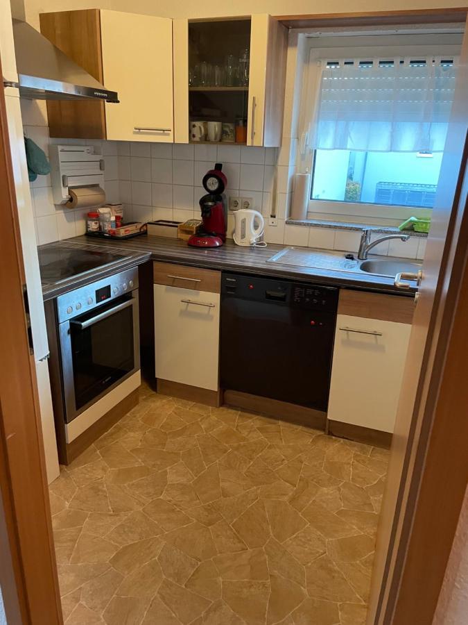 Ferienwohnung Mit 2 Zimmer, Kueche, Bad, In Саарбрюкен Екстериор снимка