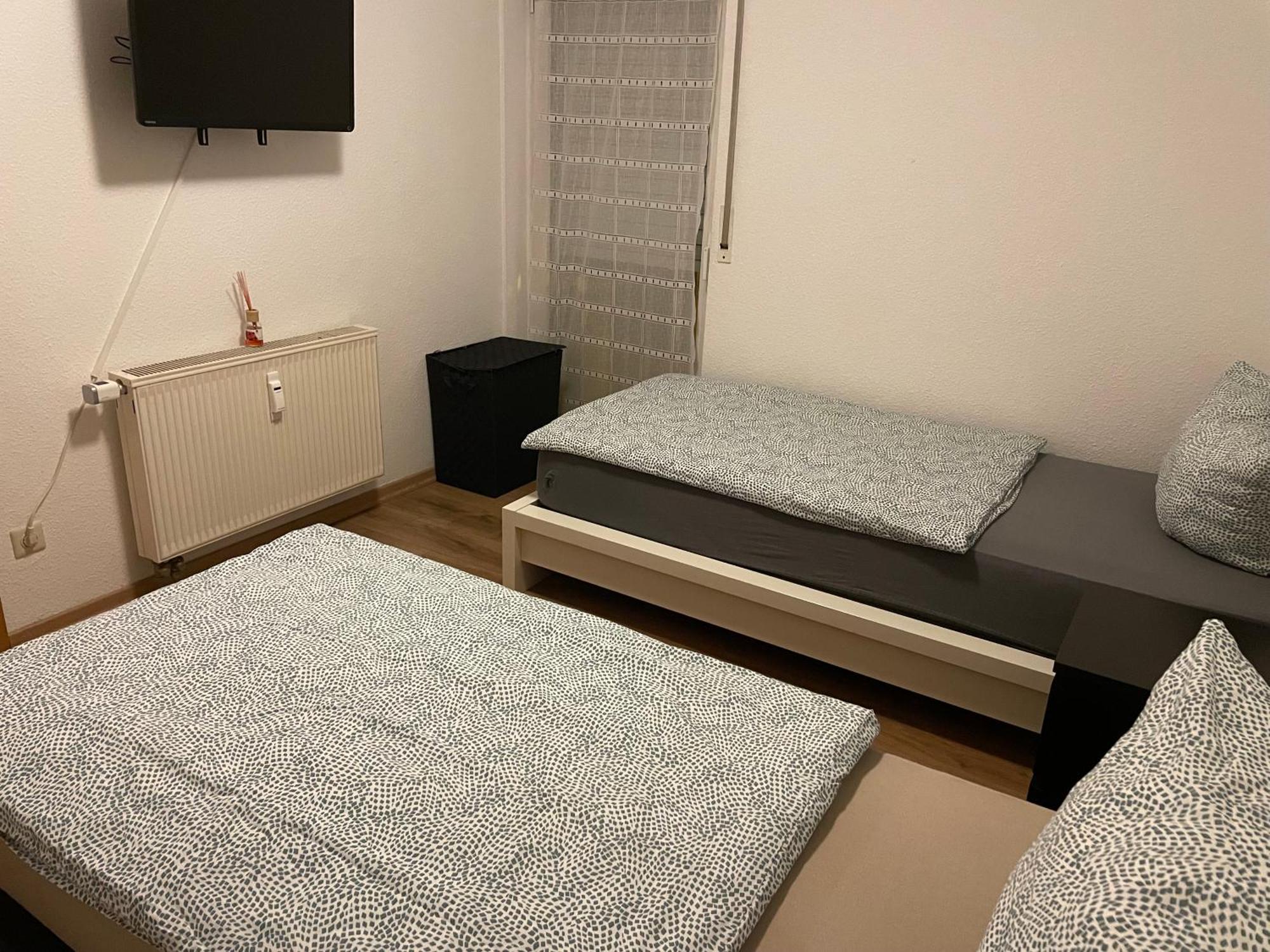 Ferienwohnung Mit 2 Zimmer, Kueche, Bad, In Саарбрюкен Екстериор снимка