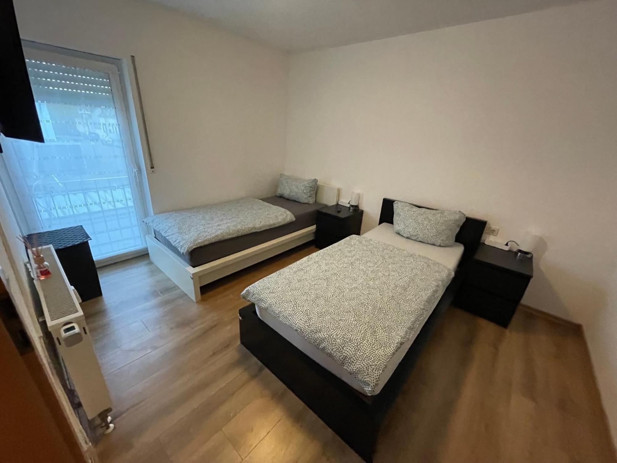 Ferienwohnung Mit 2 Zimmer, Kueche, Bad, In Саарбрюкен Екстериор снимка